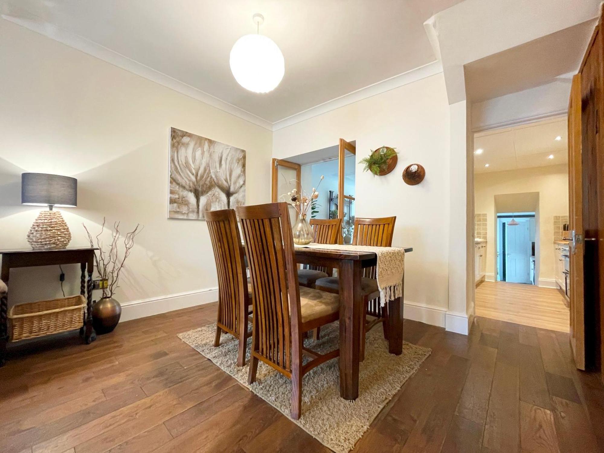 Penzance~Charming Family Home~3 Bed ~2 Bathrooms Exterior photo